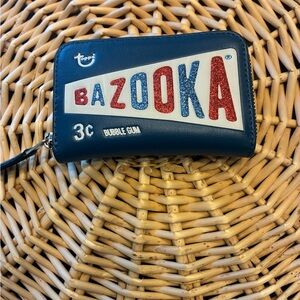 Coach Topps Bazooka brand label zip credit card wallet 
Style: F26391